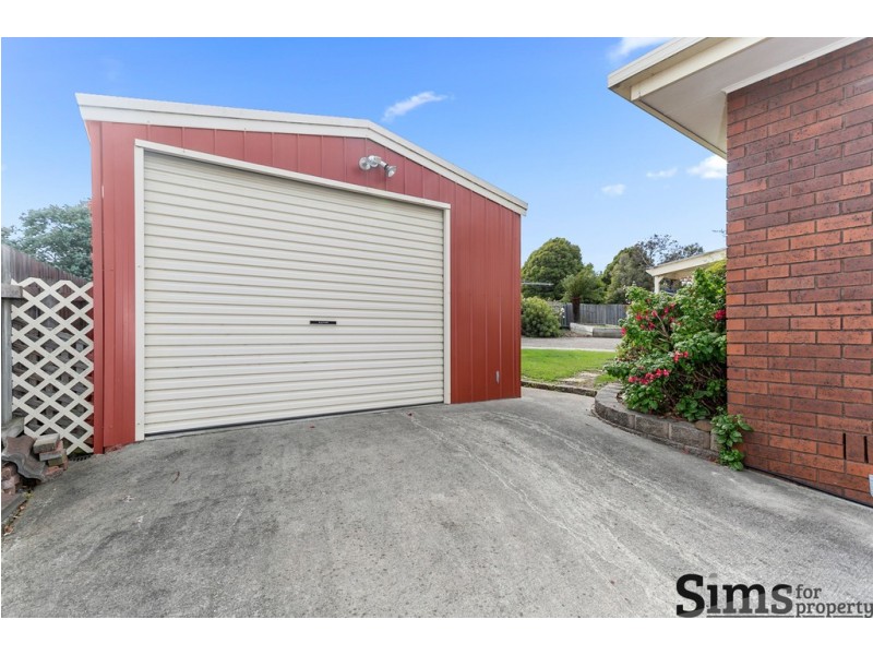 22 Vermeer Avenue, Newnham TAS 7248