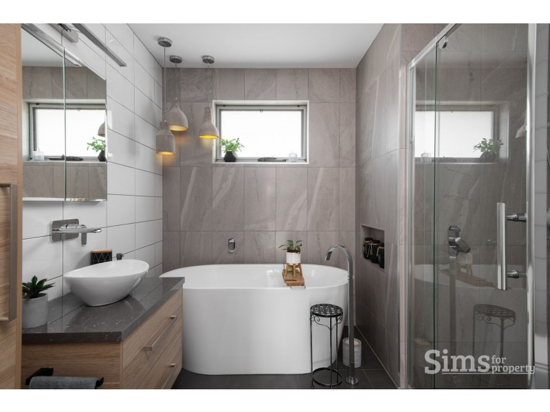 38 Bradford Avenue, Prospect Vale TAS 7250