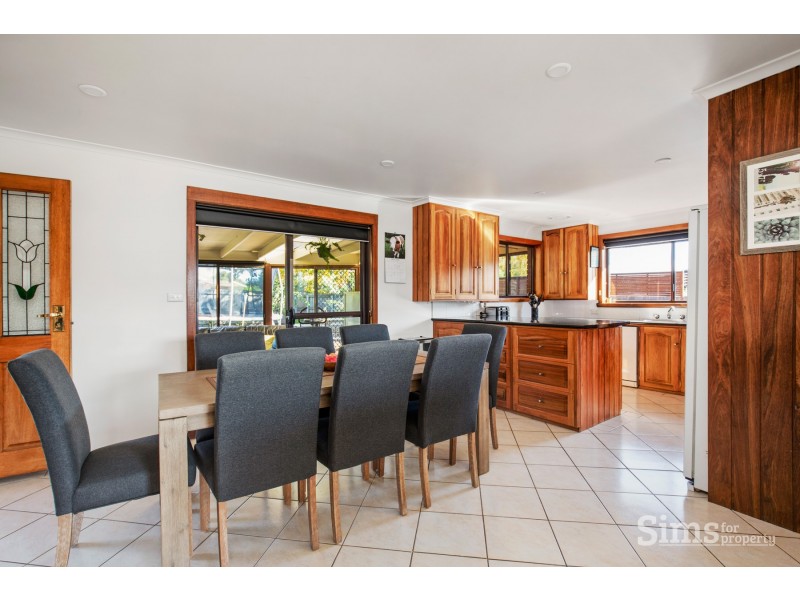 8 Grandview Place, Norwood TAS 7250