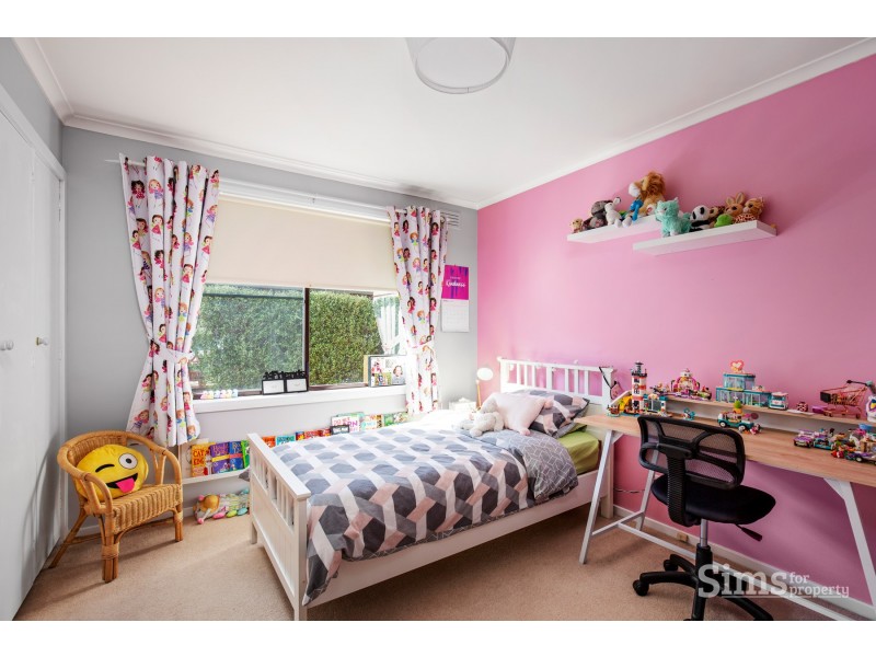 8 Grandview Place, Norwood TAS 7250