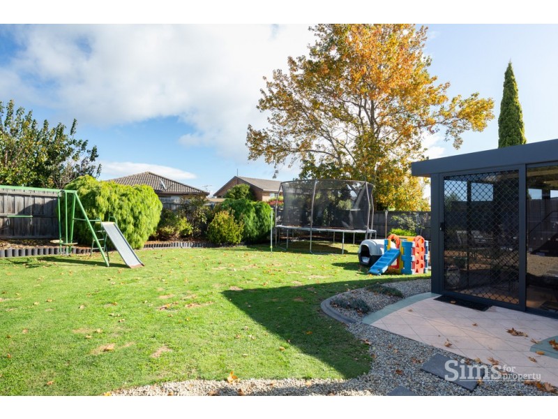 8 Grandview Place, Norwood TAS 7250