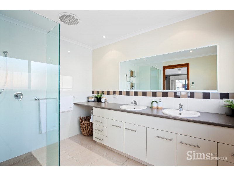 4 Yorkshire Court, Prospect Vale TAS 7250