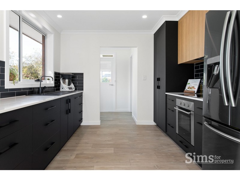 4 Wayne Place, Youngtown TAS 7249