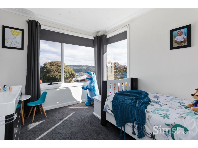 4 Wayne Place, Youngtown TAS 7249