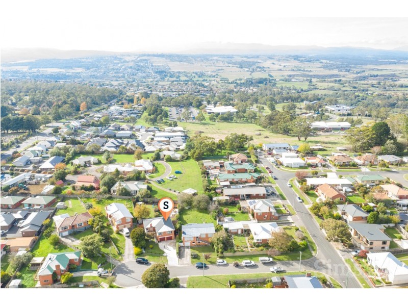 4 Wayne Place, Youngtown TAS 7249
