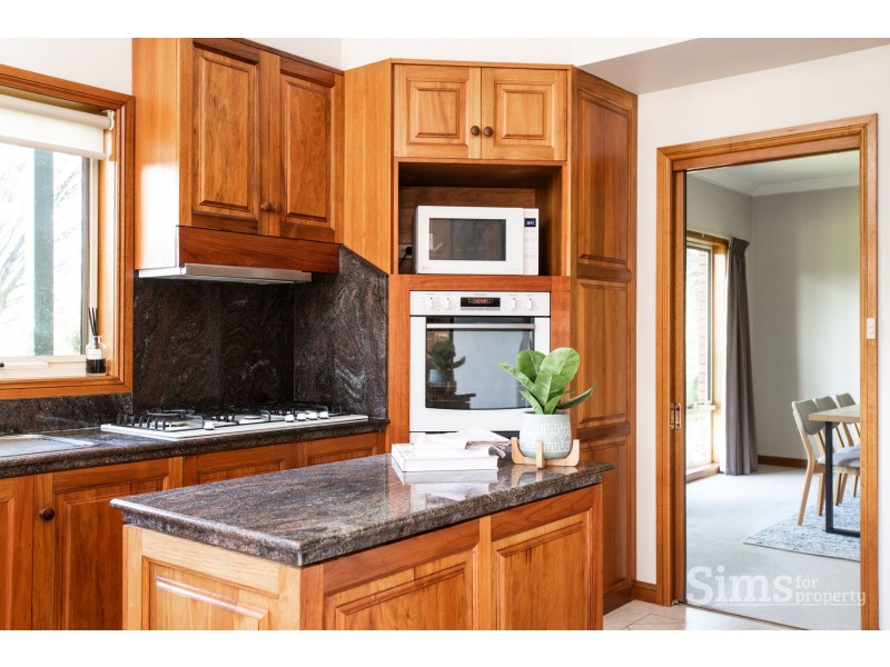 7 Penwood Close, Norwood TAS 7250