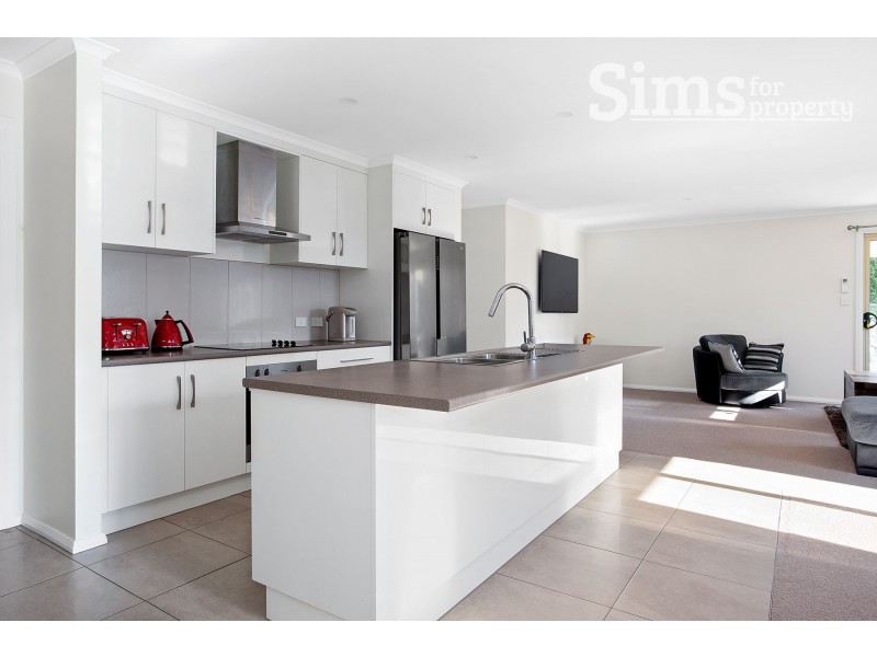 16 Dowerin Drive, Legana TAS 7277