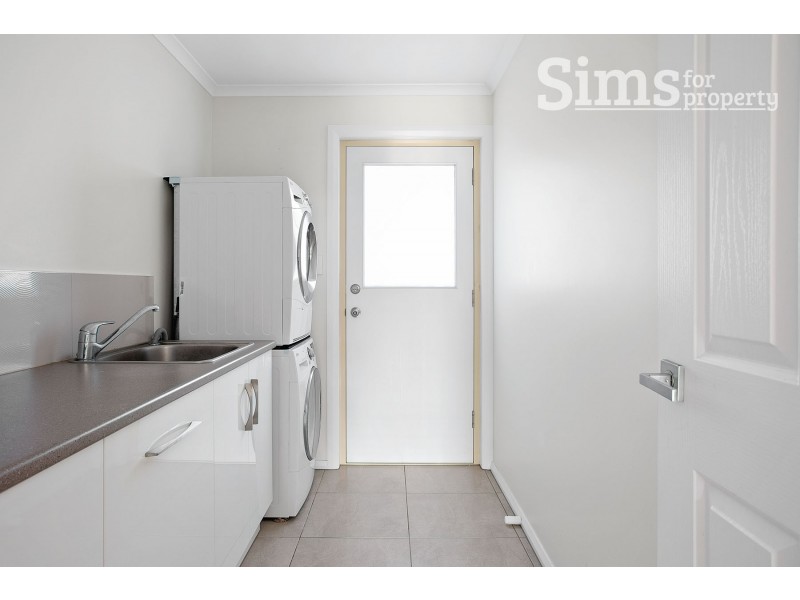 16 Dowerin Drive, Legana TAS 7277