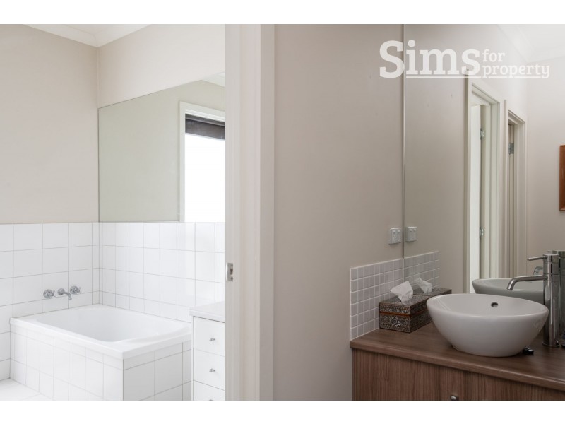 46 Landsborough Avenue, Newstead TAS 7250