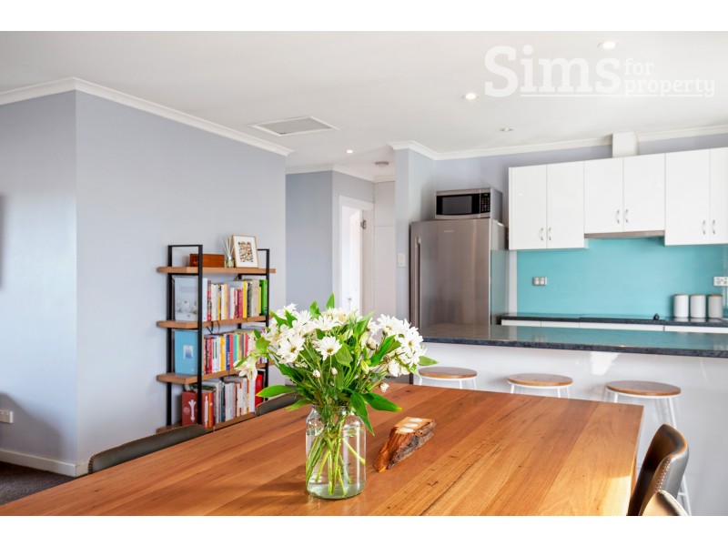 2/10 Kelvin Street, Youngtown TAS 7249