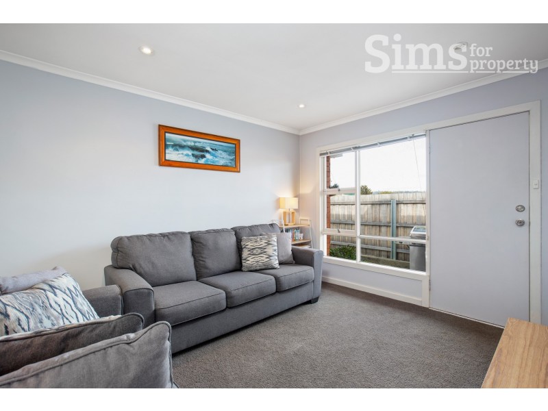 2/10 Kelvin Street, Youngtown TAS 7249