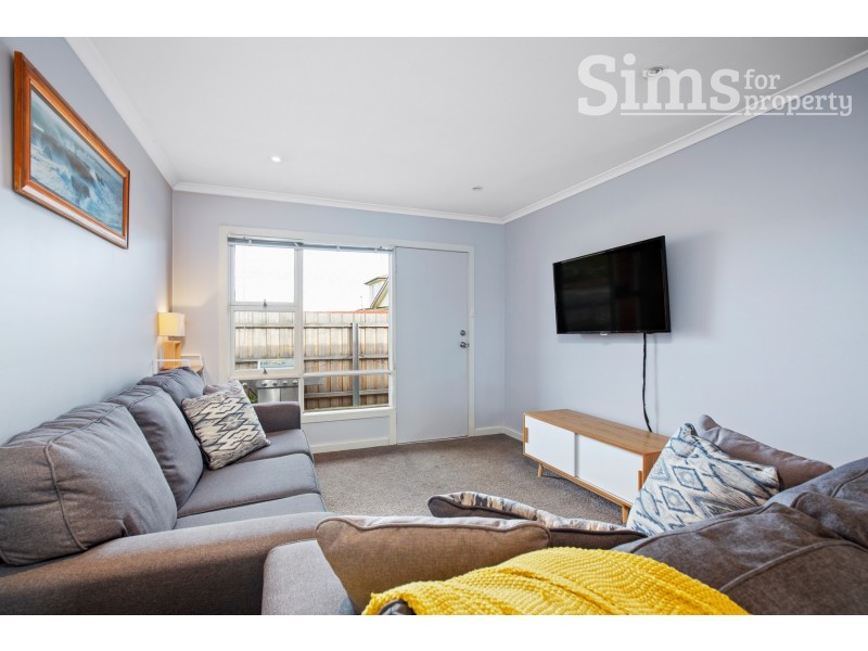 2/10 Kelvin Street, Youngtown TAS 7249