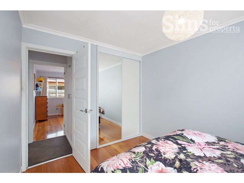 2/10 Kelvin Street, Youngtown TAS 7249