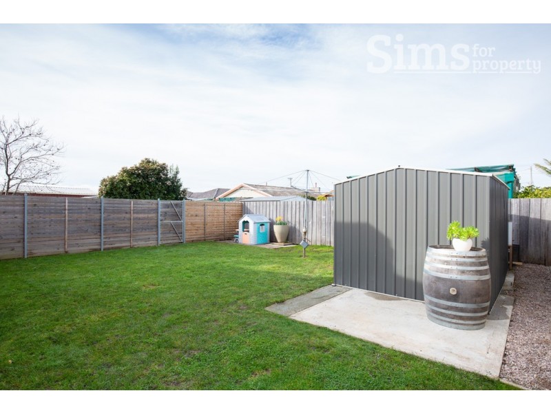 2/10 Kelvin Street, Youngtown TAS 7249