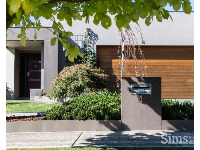 4 St James Close, Newstead TAS 7250