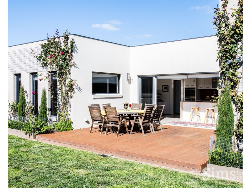 4 St James Close, Newstead TAS 7250