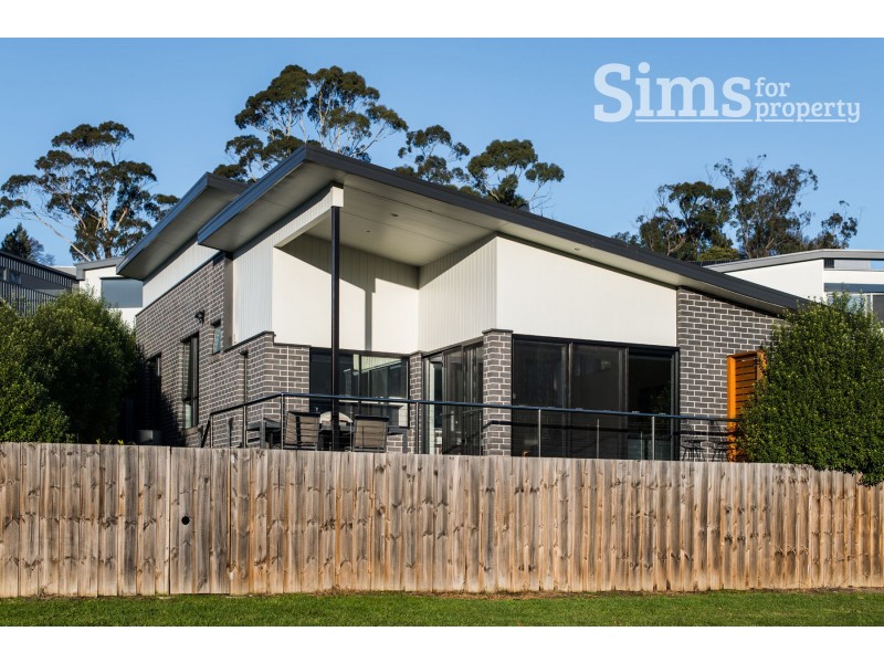 2/26 Eldonhurst Drive, Newstead TAS 7250