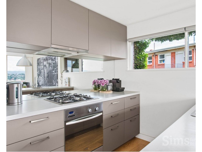 4/4 White Street, West Launceston TAS 7250