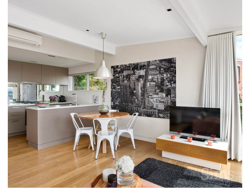 4/4 White Street, West Launceston TAS 7250