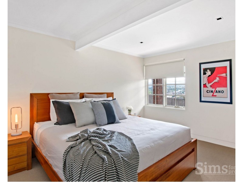 4/4 White Street, West Launceston TAS 7250