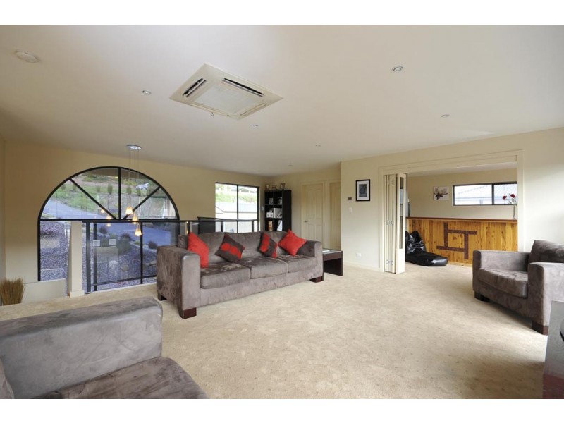 67 Bayview Drive, Blackstone Heights TAS 7250
