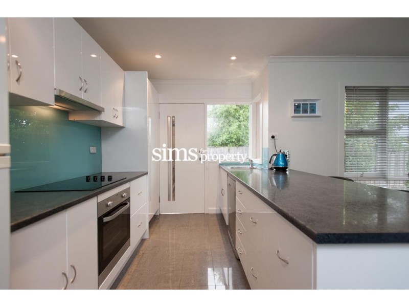 2/10 Kelvin Street, Youngtown TAS 7249