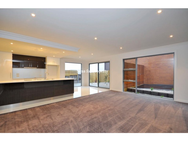 6/161 Alanvale Road, Newnham TAS 7248