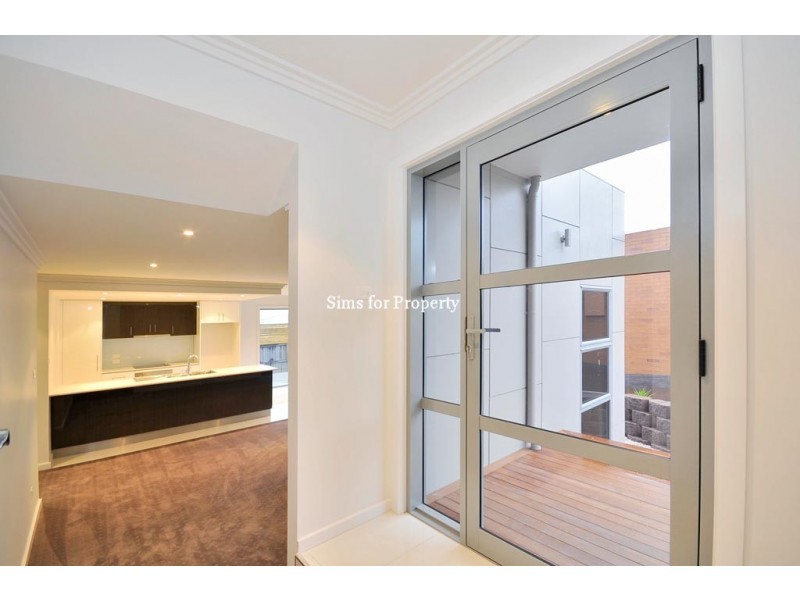 6/161 Alanvale Road, Newnham TAS 7248