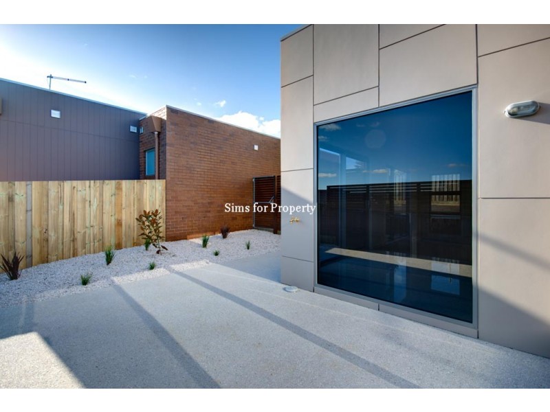 6/161 Alanvale Road, Newnham TAS 7248