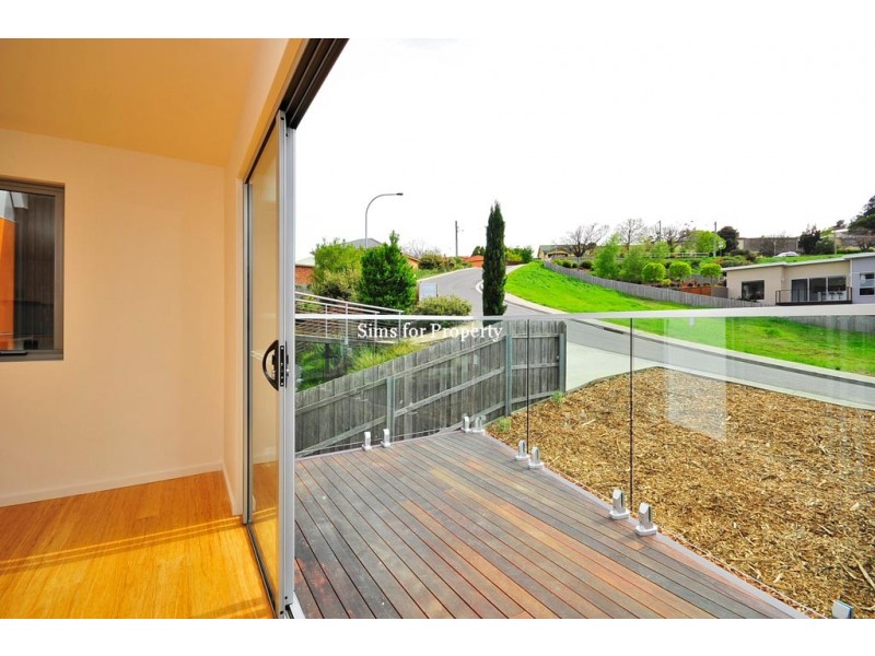 1/6 Karla Place, South Launceston TAS 7249