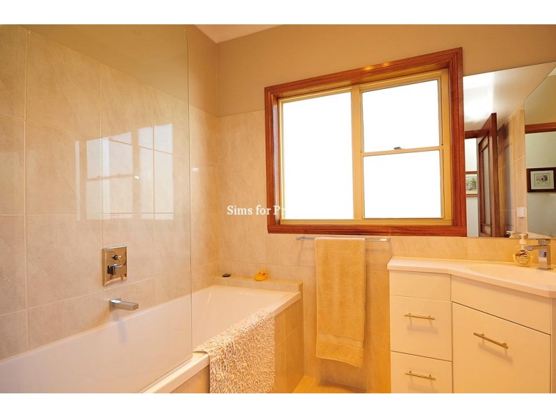 1 Pinehurst Court, Prospect Vale TAS 7250