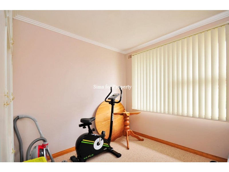 13 Helenwood Grove, Newnham TAS 7248