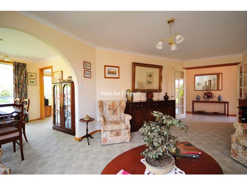 10 Woodrising Way, Prospect Vale TAS 7250