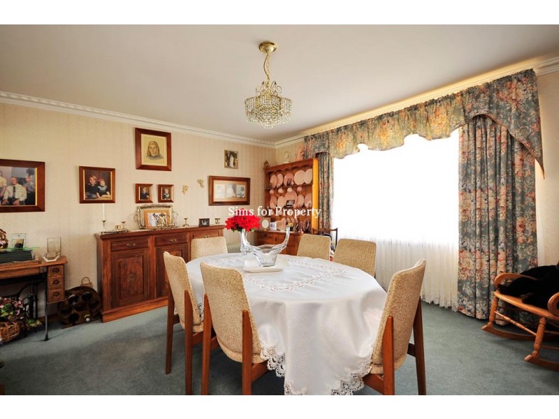 9 Beech Road, Norwood TAS 7250