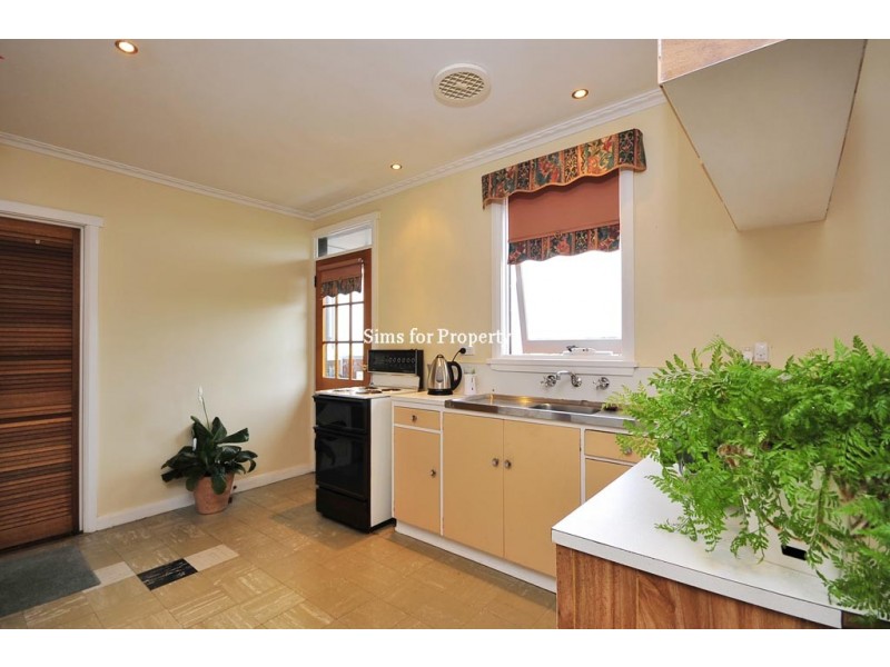 31 Peters Avenue, Summerhill TAS 7250