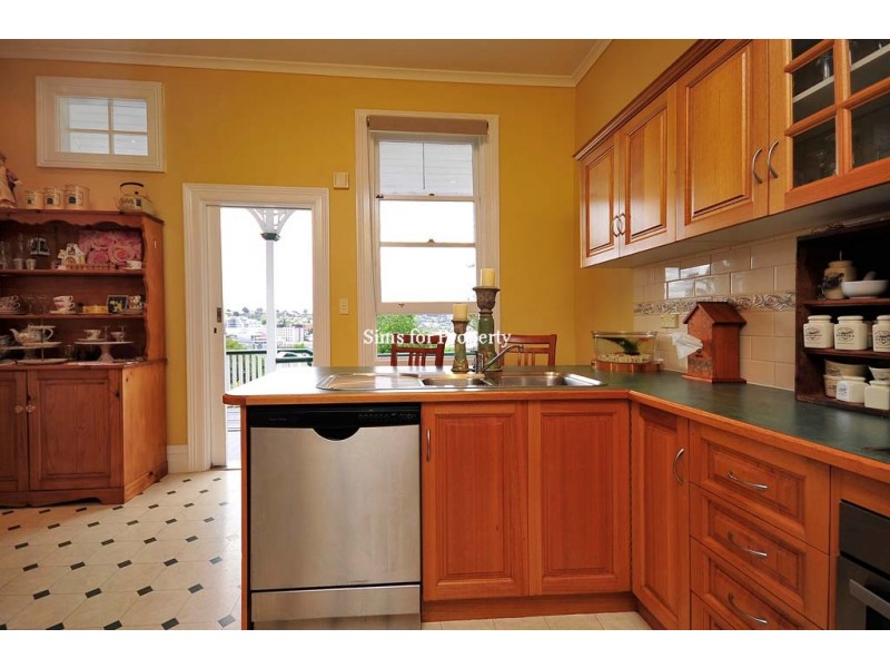 9 Hillside Crescent, West Launceston TAS 7250