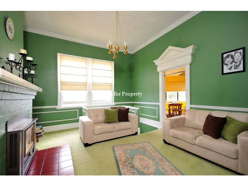 9 Hillside Crescent, West Launceston TAS 7250