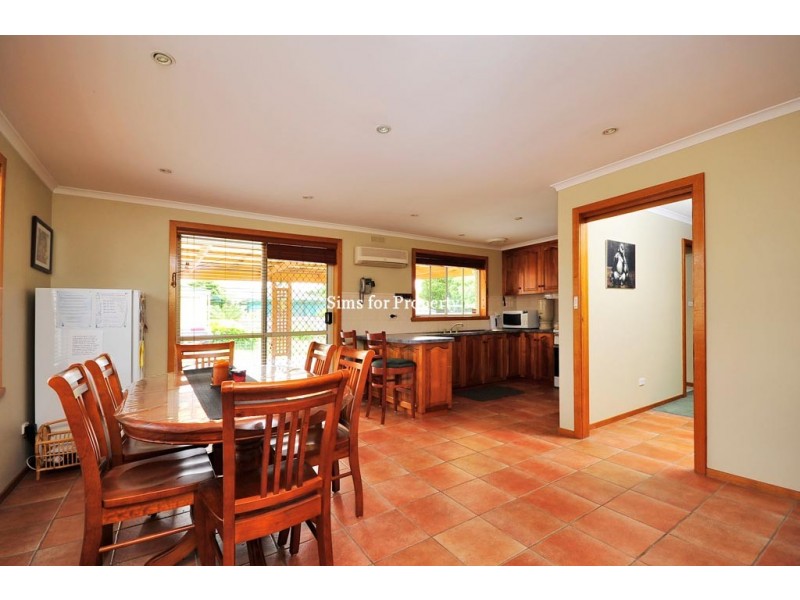 10 Packham Street, Newnham TAS 7248