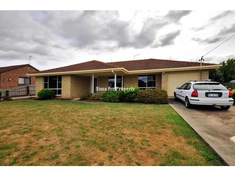10 Packham Street, Newnham TAS 7248