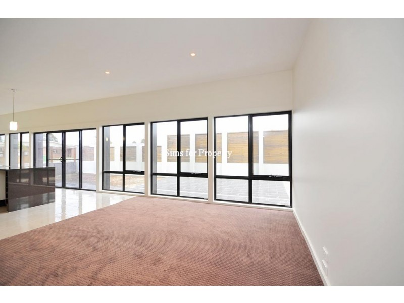 4/40 Legges Cresent, Prospect TAS 7250