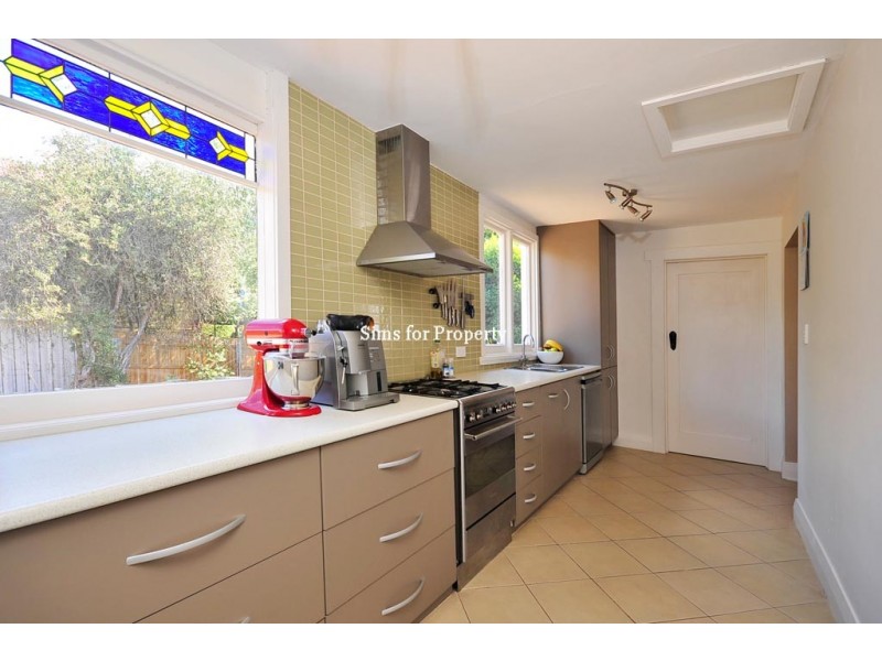 18 Connaught Crescent, West Launceston TAS 7250