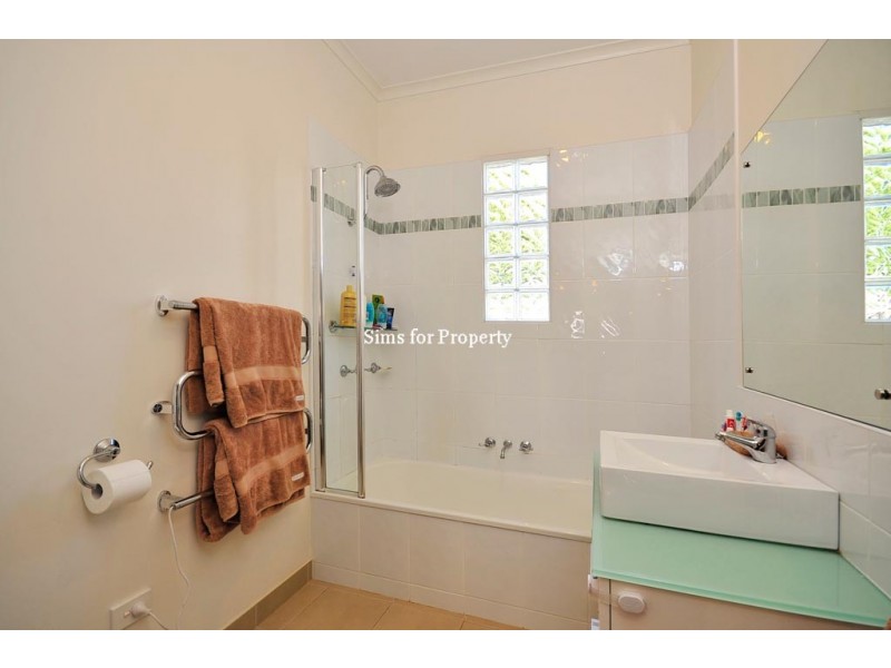 18 Connaught Crescent, West Launceston TAS 7250