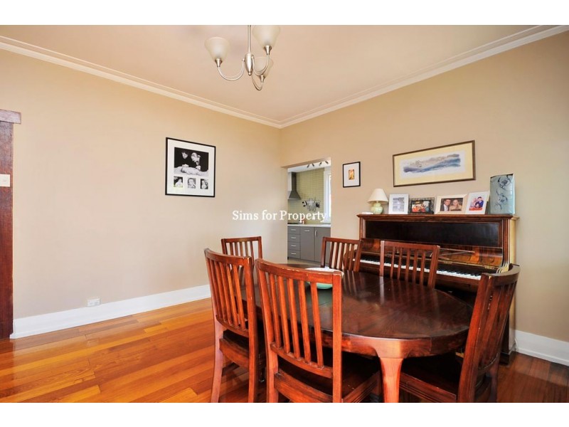 18 Connaught Crescent, West Launceston TAS 7250
