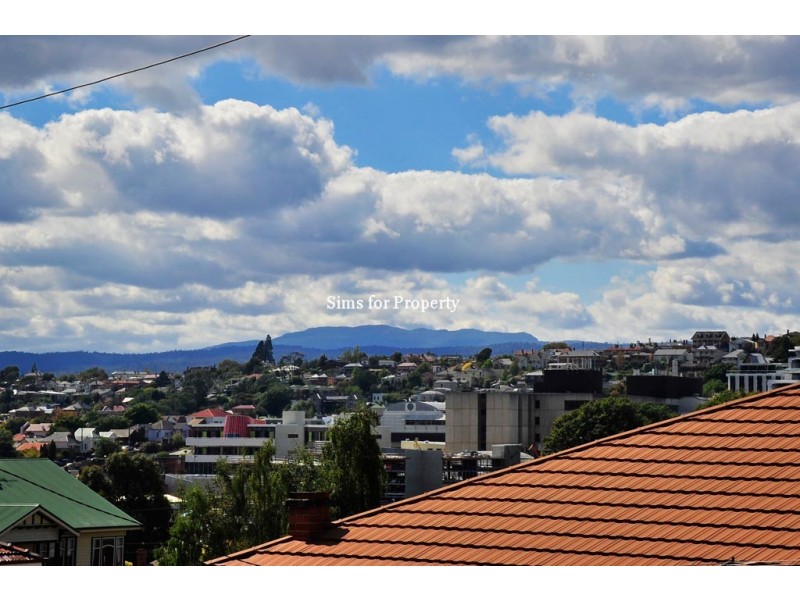 18 Connaught Crescent, West Launceston TAS 7250