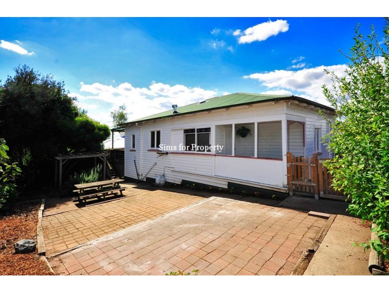 18 Connaught Crescent, West Launceston TAS 7250