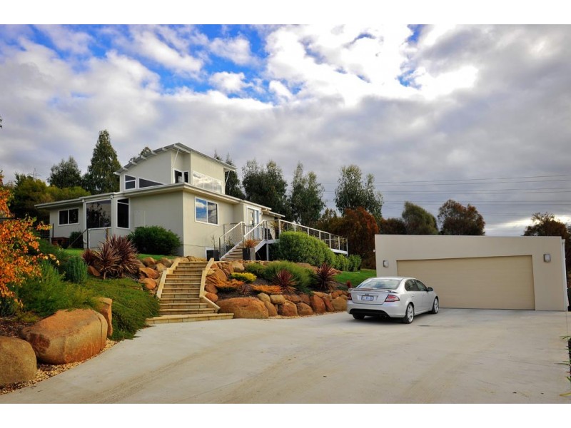 31 Lachlan Parade, Trevallyn TAS 7250