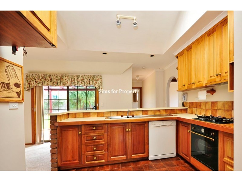 8 Sarah Court, Summerhill TAS 7250