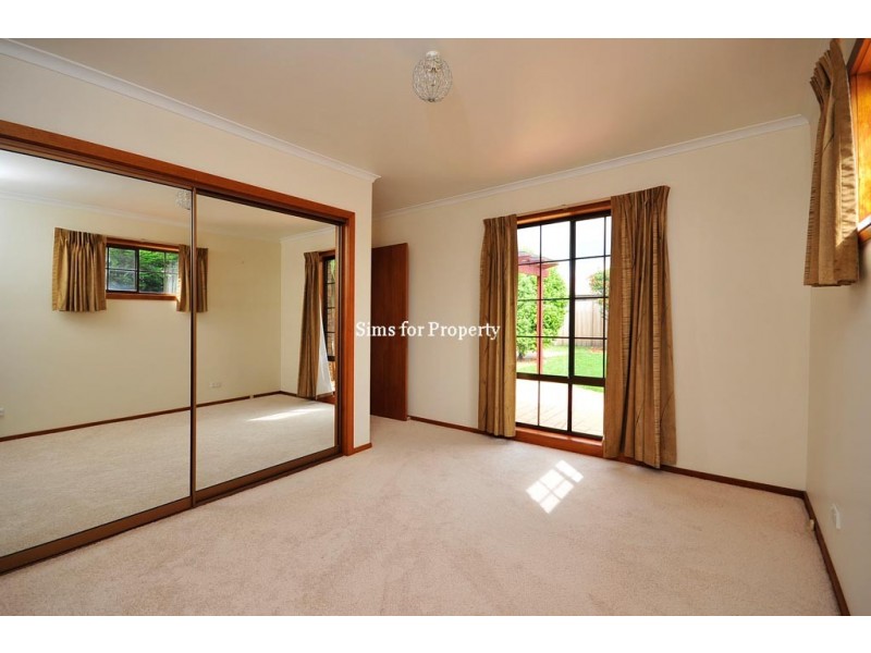 8 Sarah Court, Summerhill TAS 7250