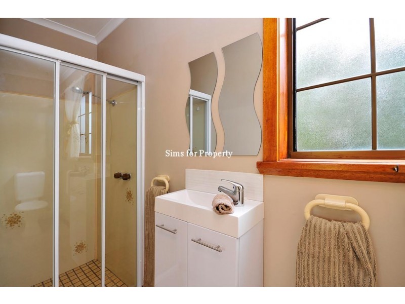 8 Sarah Court, Summerhill TAS 7250