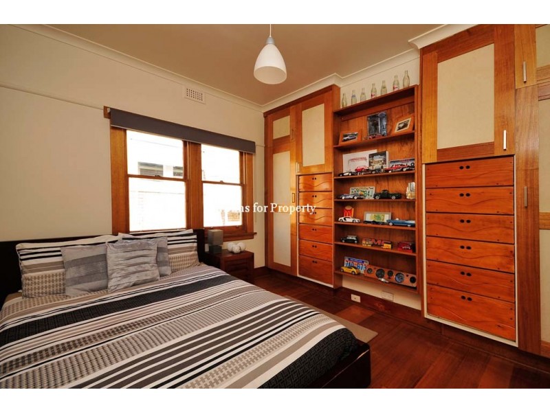 8 Collins Street, South Launceston TAS 7249